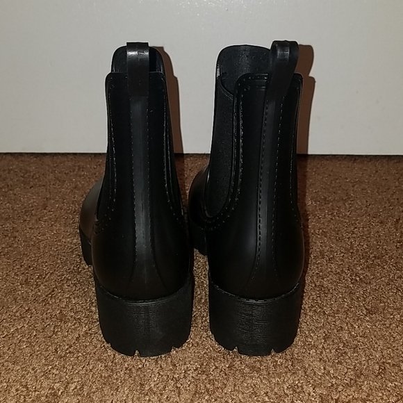 Booties - Picture 5 of 6